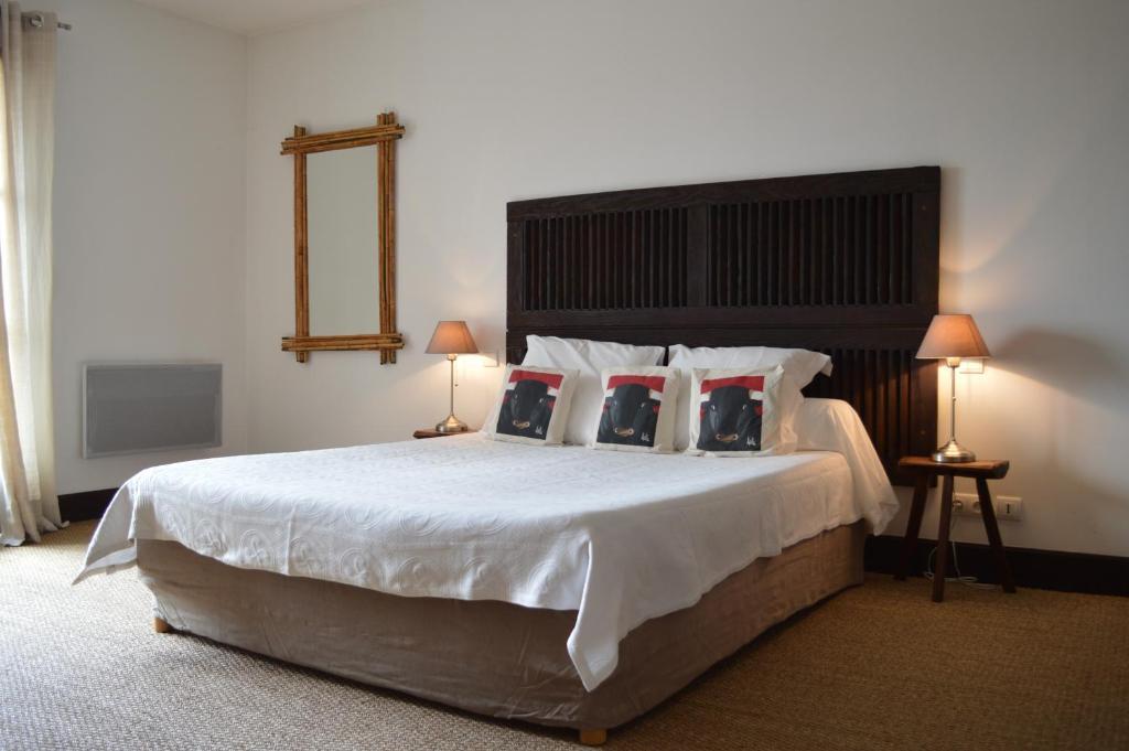 La Ferme Ostalapia Bed & Breakfast Ahetze Ruang foto