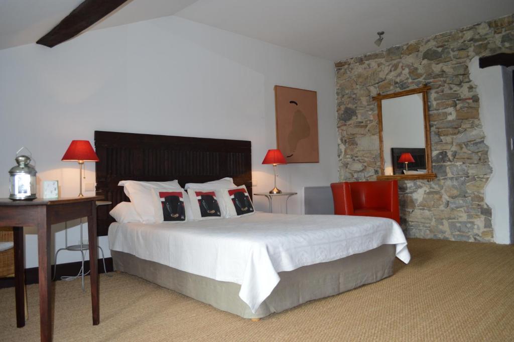 La Ferme Ostalapia Bed & Breakfast Ahetze Ruang foto