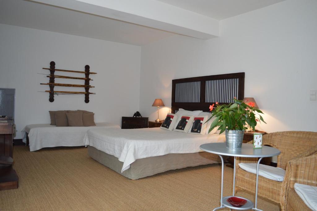La Ferme Ostalapia Bed & Breakfast Ahetze Ruang foto