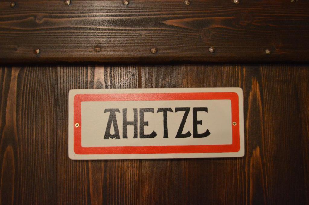 La Ferme Ostalapia Bed & Breakfast Ahetze Bagian luar foto