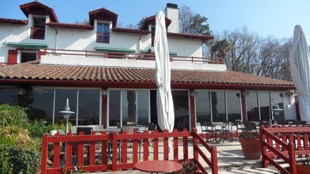 La Ferme Ostalapia Bed & Breakfast Ahetze Bagian luar foto